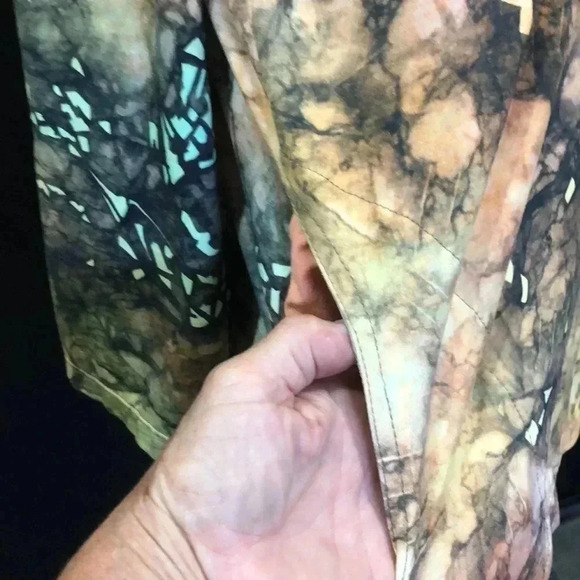 Flutter long sleeve, multicolor, hip pockets, round neck soft comfy feel - Picture 4 of 12